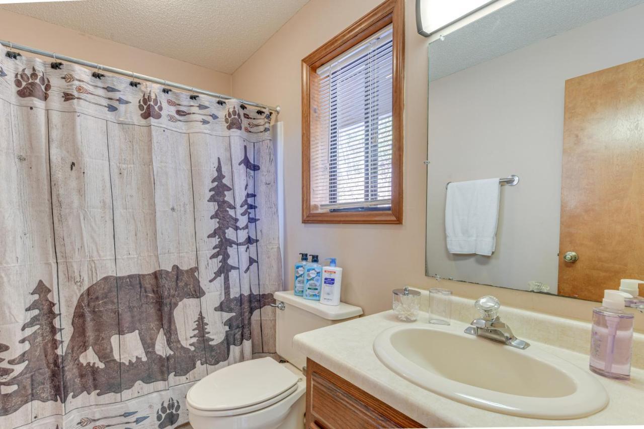 Mountain Escape With Fireplace And Deck! Holiday home *